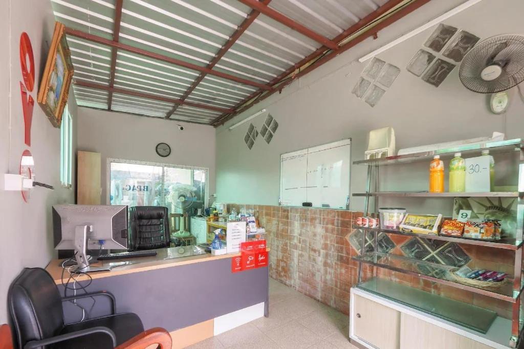 Oyo 75416 Rama3 Sunrise Hostel Bangkok Exteriér fotografie
